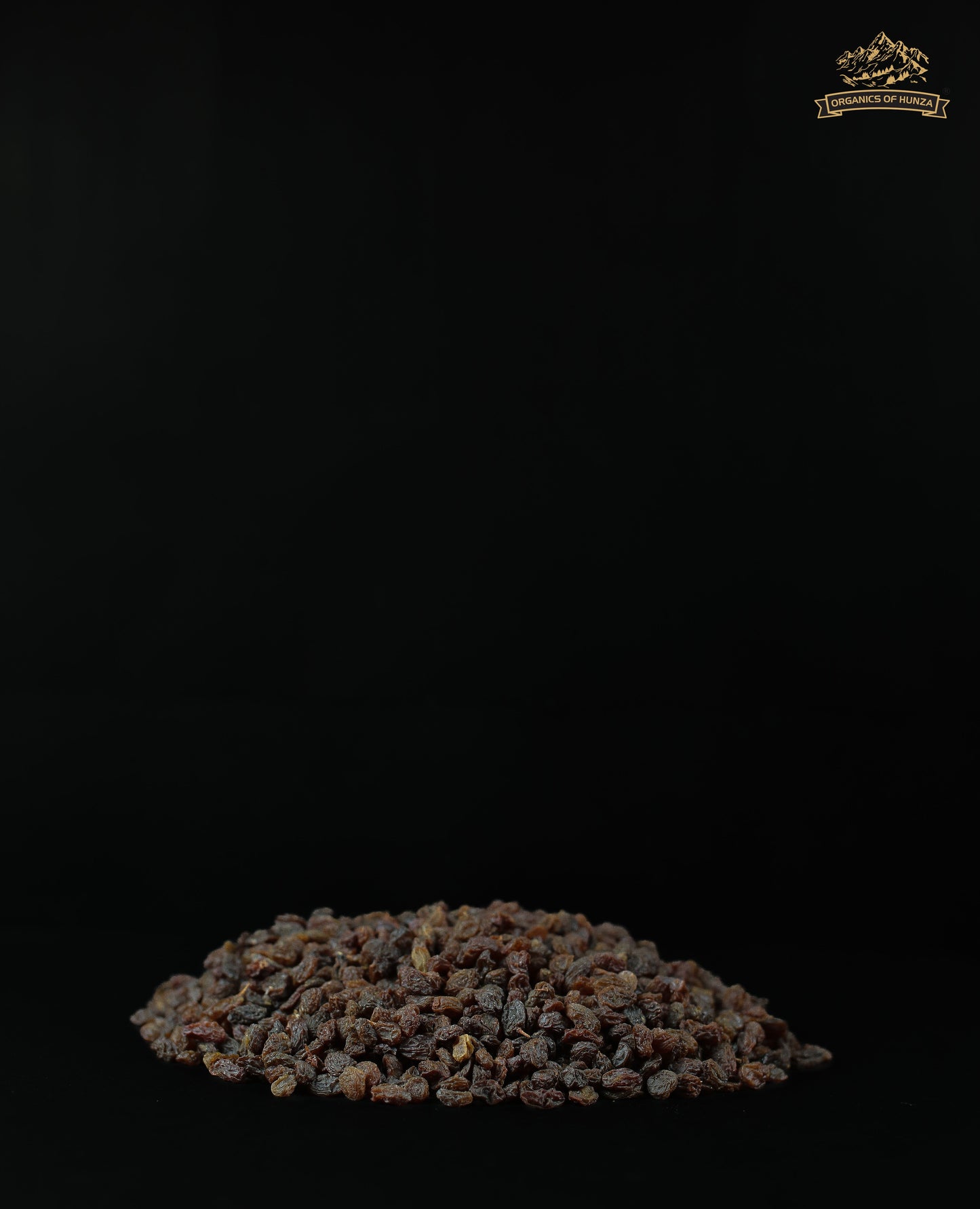 Red Dried Kishmish – Sun-Dried Sweetness from the Heart of Hunza